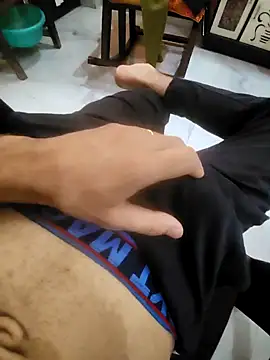 coupleyug online show from September 25, 10:30 am