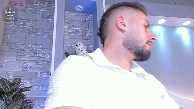 dominic de luca online show from May 18, 4:29 am