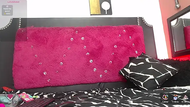 Snapshot of Engeelll chatting on October 20, 7:25 pm Engeelll online show from October 20, 7:25 pm