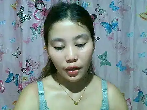 Snapshot of SexyAsianPussy4u chatting on July 14, 8:08 am SexyAsianPussy4u online show from July 14, 8:08 am