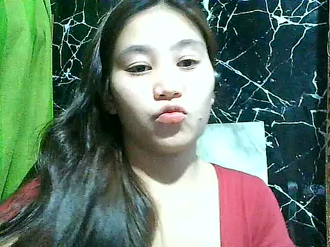 Snapshot of SexyAsianPussy4u chatting on July 15, 2:33 pm SexyAsianPussy4u online show from July 15, 2:33 pm