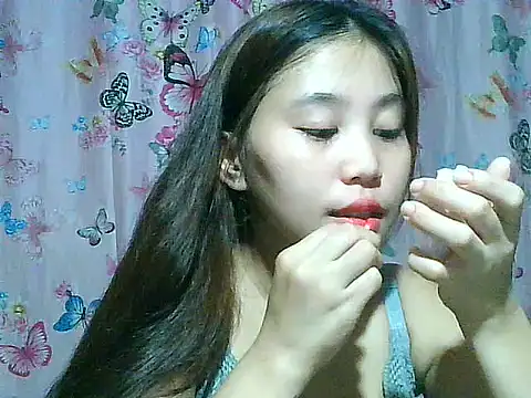Snapshot of SexyAsianPussy4u chatting on July 24, 1:47 am SexyAsianPussy4u online show from July 24, 1:47 am