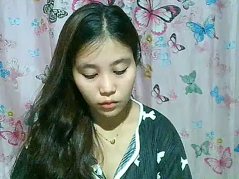 Snapshot of SexyAsianPussy4u chatting on August 1, 12:21 am SexyAsianPussy4u online show from August 1, 12:21 am