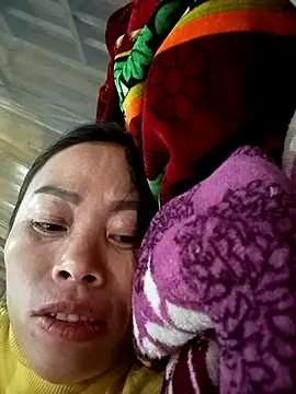 CoMay003 online show from November 22, 10:58 am