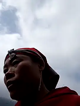 CoMay003 online show from February 6, 3:00 am