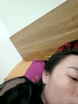 CoMay003 online show from February 8, 10:18 am