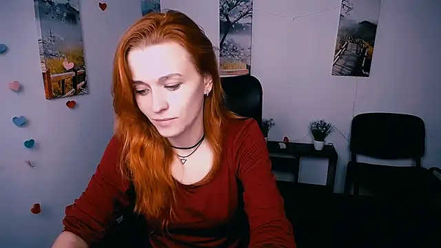 PeppyMia online show from November 28, 7:44 am