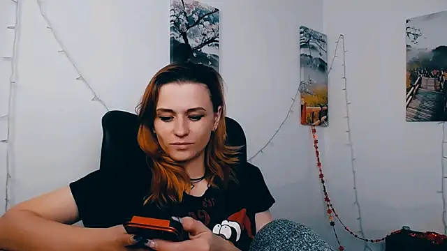 PeppyMia online show from May 10, 5:23 am