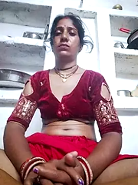 Snapshot of MISS-KAYA chatting on July 4, 9:32 pm MISS-KAYA online show from July 4, 9:32 pm