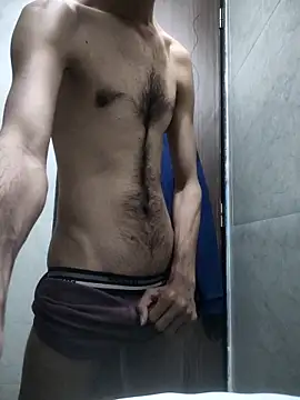 Snapshot of fckboy987 chatting on March 1, 7:21 am fckboy987 online show from March 1, 7:21 am