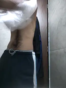 Snapshot of fckboy987 chatting on March 21, 7:24 am fckboy987 online show from March 21, 7:24 am