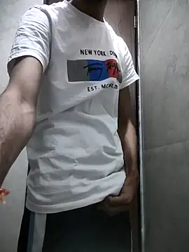 Snapshot of fckboy987 chatting on March 21, 2:20 pm fckboy987 online show from March 21, 2:20 pm