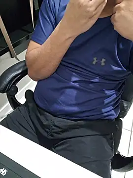 Carloskasado online show from November 20, 2:45 am