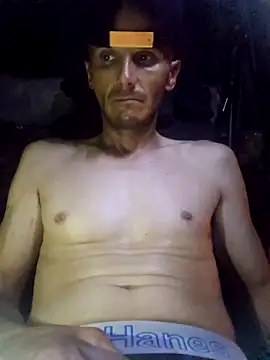 Snapshot of Romance32 chatting on October 16, 4:02 am Romance32 online show from October 16, 4:02 am