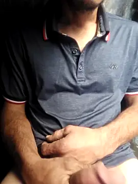 Snapshot of Romance32 chatting on December 21, 4:58 pm Romance32 online show from December 21, 4:58 pm