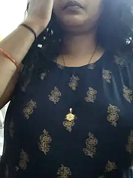 Snapshot of spicysuhana chatting on March 31, 12:34 am spicysuhana online show from March 31, 12:34 am