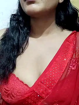 Snapshot of spicysuhana chatting on April 21, 3:13 am spicysuhana online show from April 21, 3:13 am
