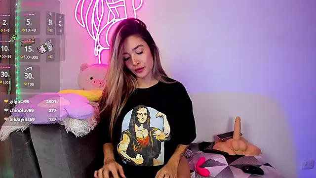 Snapshot of Lovejuana_ chatting on October 5, 10:18 pm Lovejuana online show from October 5, 10:18 pm