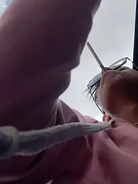 Snapshot of diegoand0911 chatting on April 3, 2:48 pm diegoand0911 online show from April 3, 2:48 pm