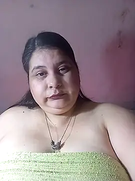 Snapshot of Ayma1983 chatting on September 22, 4:53 pm Ayma1983 online show from September 22, 4:53 pm