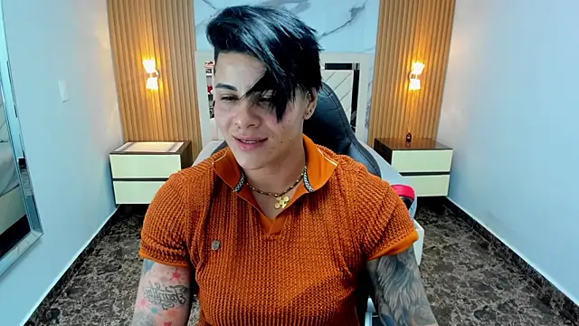 KAROLLJONES1 online show from May 21, 7:21 pm