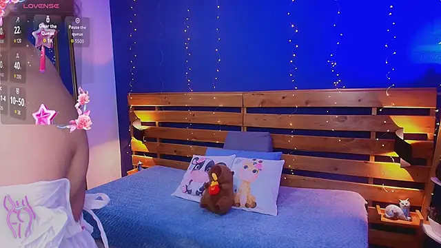 ambar lover online show from October 14, 7:25 pm