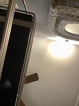 goddessmissmia online show from October 6, 8:28 pm