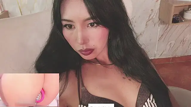 Miss Charlottet online show from March 8, 11:41 pm