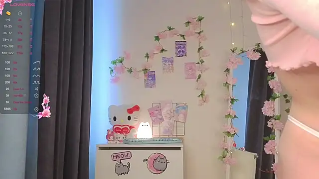 roxydolll online show from July 11, 2:36 am