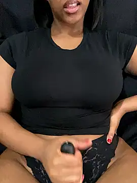 Snapshot of Sipsdoll chatting on January 14, 7:58 am Sipsdoll online show from January 14, 7:58 am