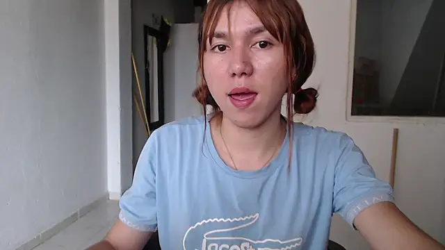 Snapshot of Dolly_Peach_ chatting on September 18, 6:32 pm Dolly Peach online show from September 18, 6:32 pm