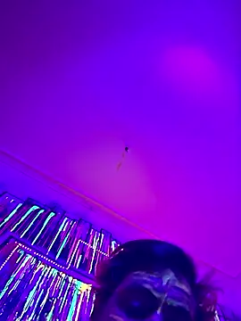 3615-ULLA online show from October 25, 5:15 am