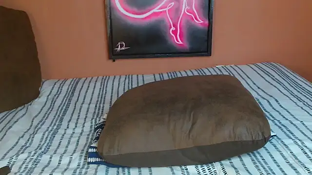 Snapshot of SexxyAddiict chatting on September 21, 2:46 am SexxyAddiict online show from September 21, 2:46 am