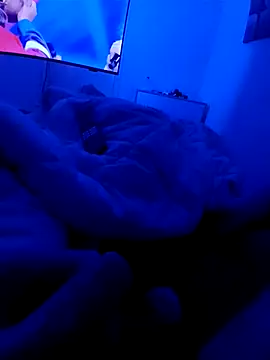 Snapshot of handsome8inchh chatting on March 15, 2:28 am handsome8inchh online show from March 15, 2:28 am