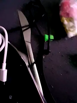 Snapshot of handsome8inchh chatting on March 28, 1:38 am handsome8inchh online show from March 28, 1:38 am