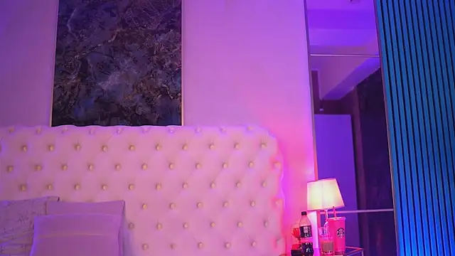 KendraMoon online show from October 17, 3:14 pm