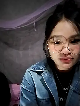 saronla 03 online show from December 5, 1:58 am