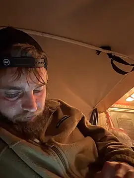 high3ndlowlife online show from January 8, 9:33 am