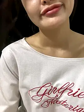 Snapshot of __BabyShowPublic__ chatting on October 5, 1:31 pm BabyShowPublic online show from October 5, 1:31 pm