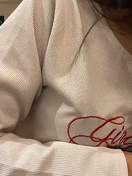 Snapshot of __BabyShowPublic__ chatting on October 13, 1:00 pm BabyShowPublic online show from October 13, 1:00 pm