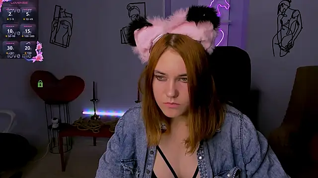 violett moons online show from September 12, 8:42 pm