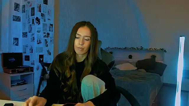 yourrdanceteacher online show from October 22, 7:35 pm