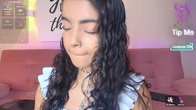 SunnyGilmoree online show from November 7, 7:58 pm