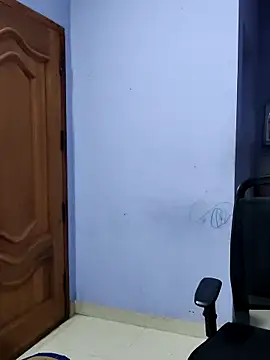 mallu-lover online show from November 4, 1:10 pm