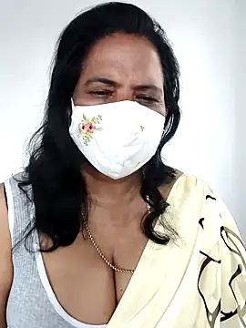 mallu-lover online show from December 22, 7:05 am