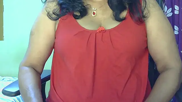 Snapshot of mallu-lover chatting on June 28, 1:55 am mallu-lover online show from June 28, 1:55 am