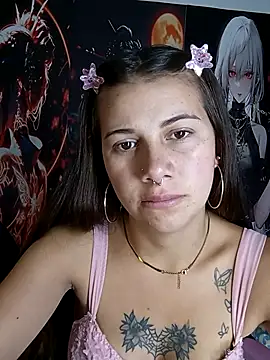 Snapshot of CharlotteSex_ chatting on May 4, 9:16 am CharlotteSex online show from May 4, 9:16 am