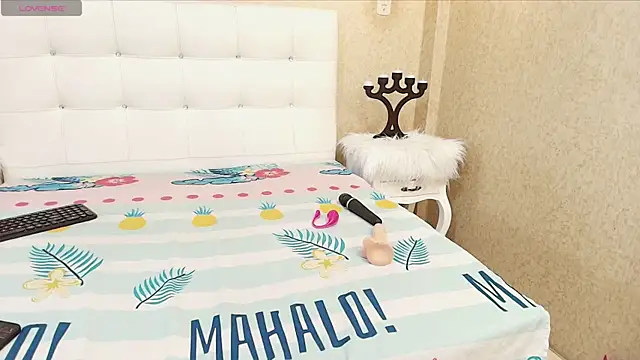 Miladiosa online show from February 8, 12:52 pm