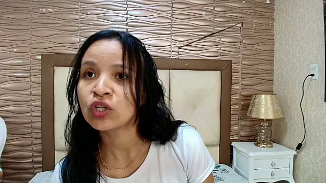 Miladiosa online show from May 15, 12:01 pm