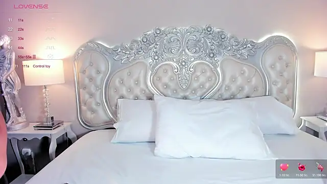 Sara Kartierr online show from October 21, 11:55 am